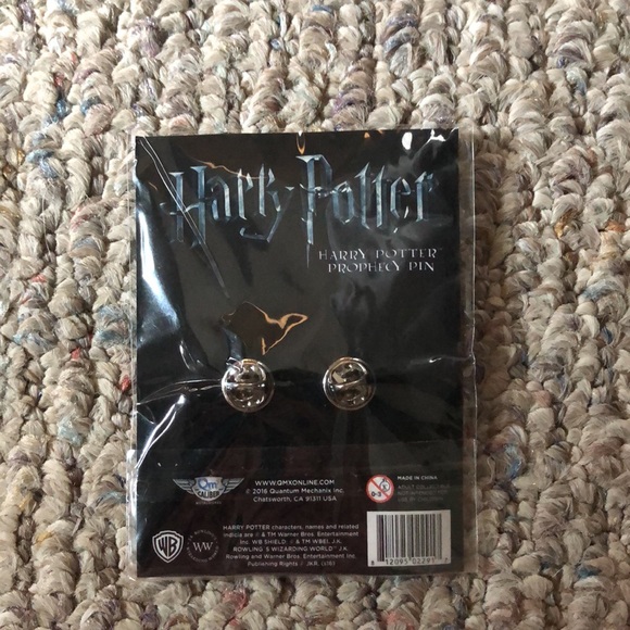 Harry Potter Prophecy Pin - Picture 2 of 2